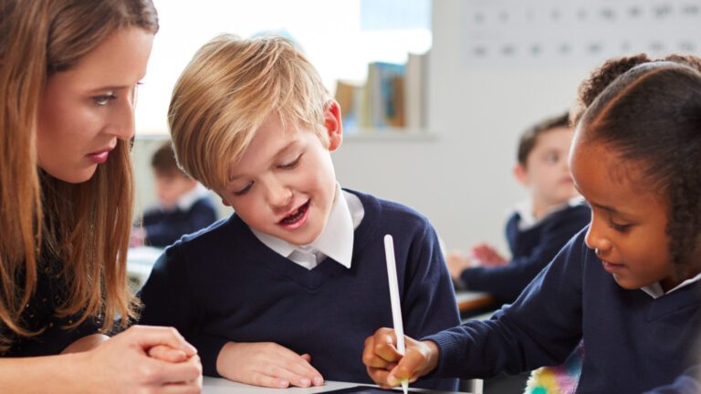 Pupils focusing with DoodleMaths