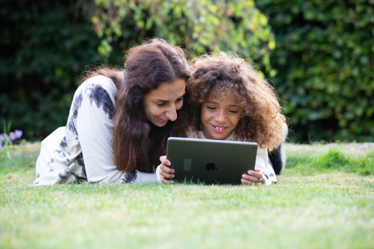 Parent and child using Doodle together